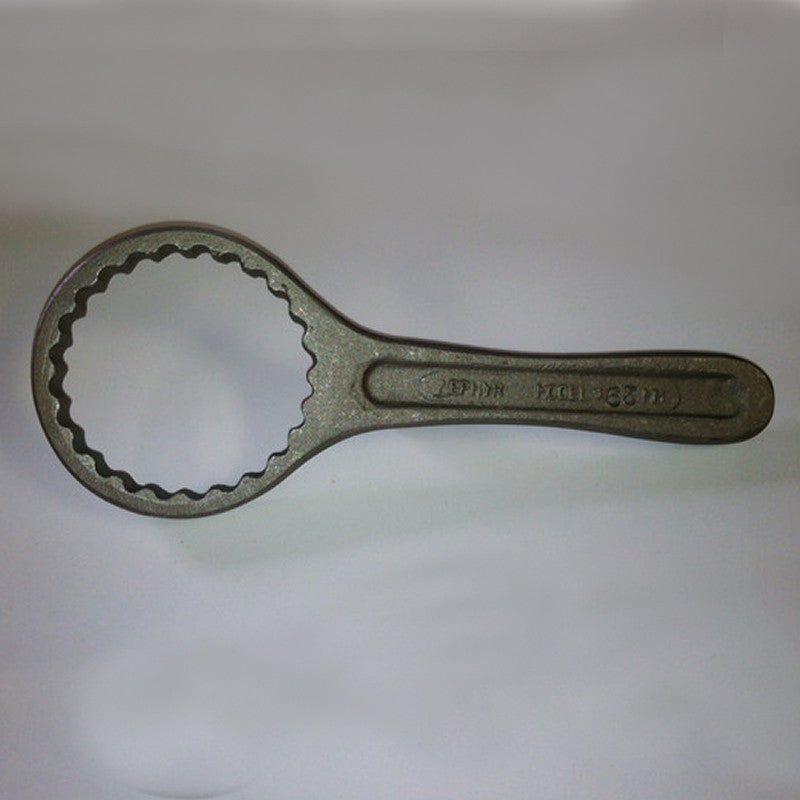 51 mm universal container cap wrench - fits 2"
