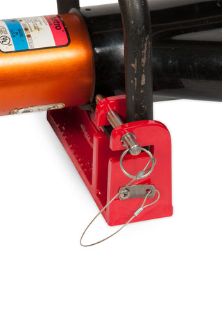 Speed pins to securely stow your tool